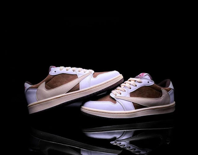 Jordan Low Travis Scott Reverse Mocha
