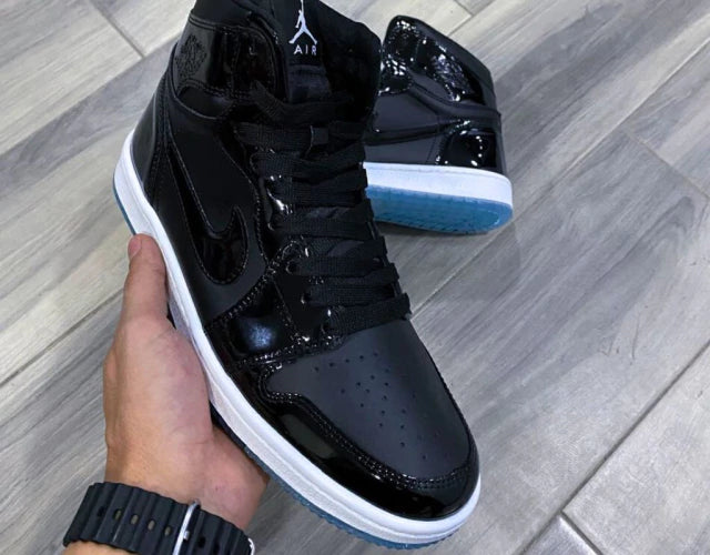 Jordan Retro 1 Mid Space Jam