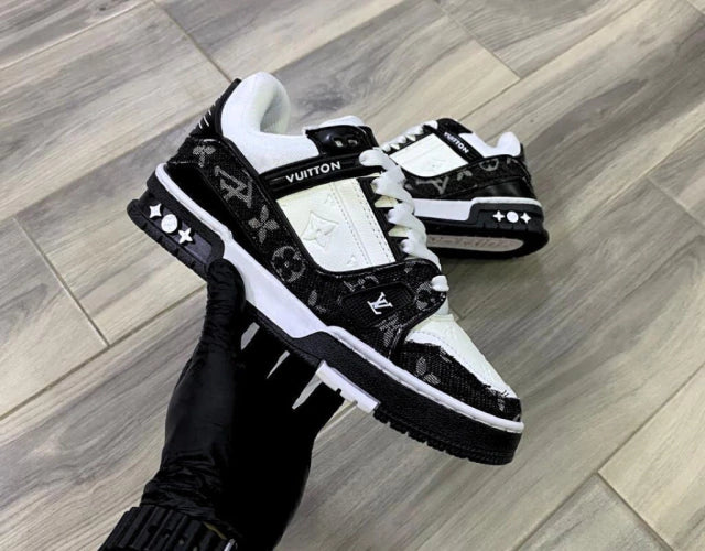 Louis Vuitton Trainer Black White Mezclilla