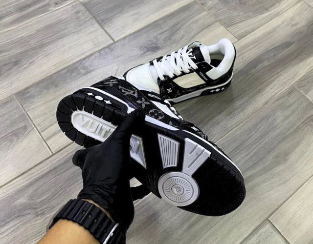 Louis Vuitton Trainer Black White Mezclilla