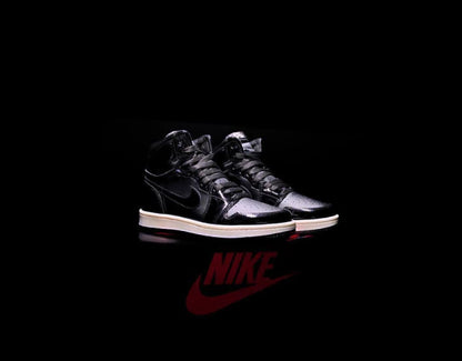 Jordan Retro 1 High Black White Patent