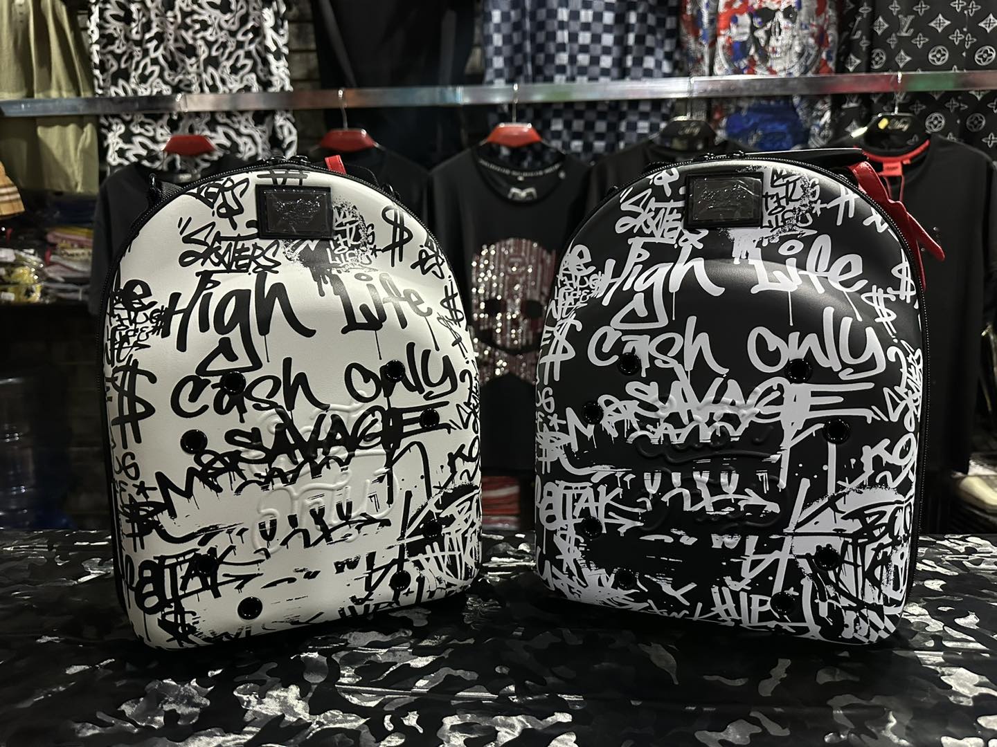 CAP CARRIER CASH ONLY