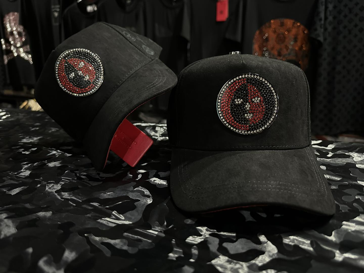 Barbas hats Elegua Black