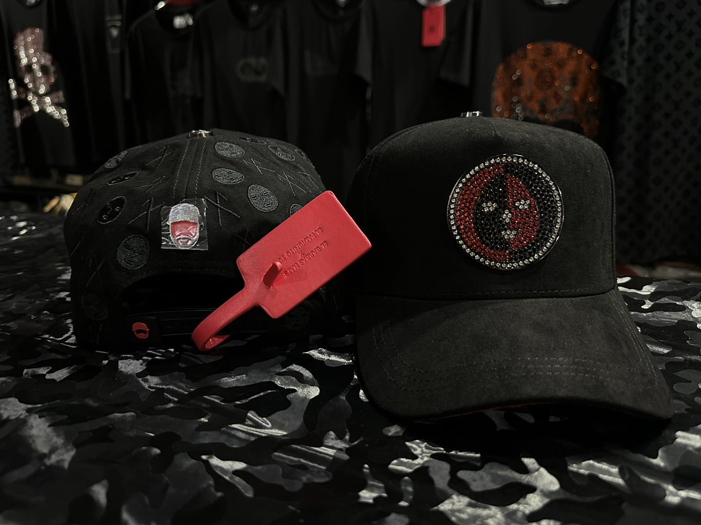 Barbas hats Elegua Black