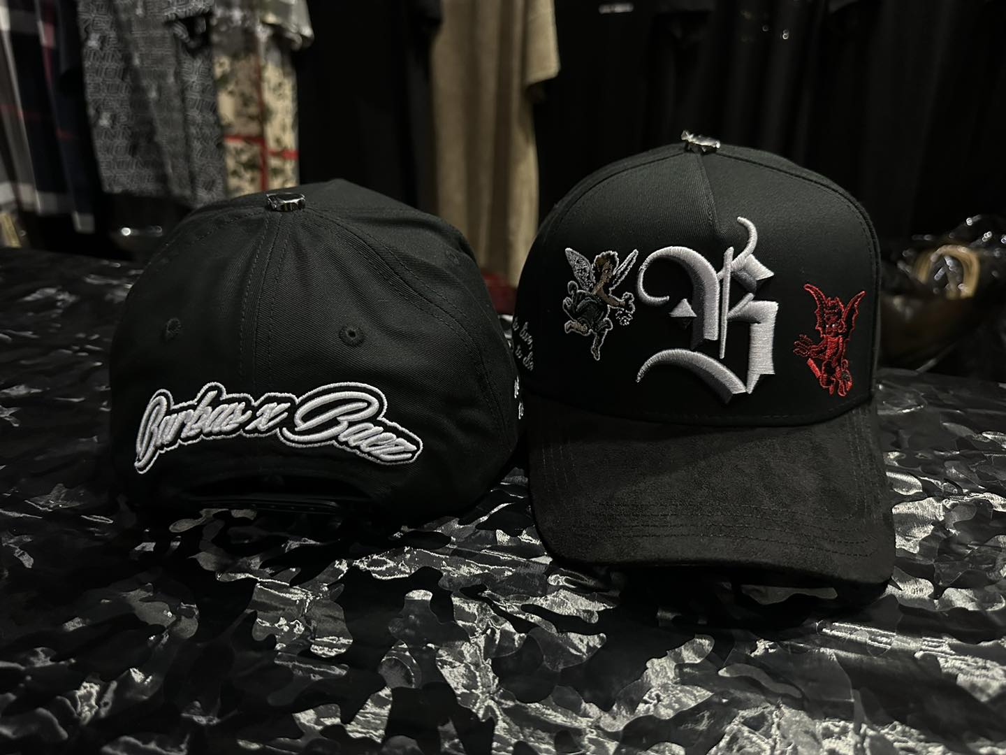 BARBAS HATS Angeles & Demonios