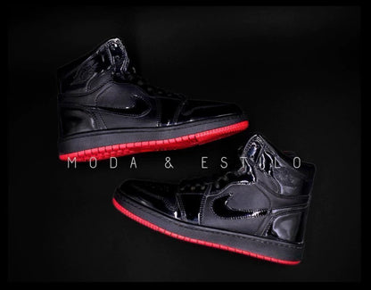 Jordan Air 1 Retro High Black Demon Suela Roja
