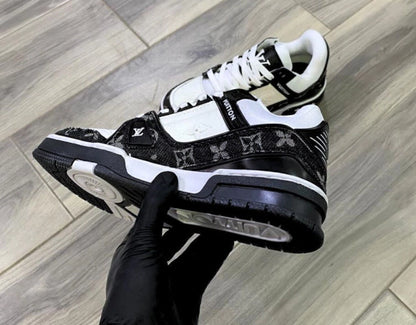 Louis Vuitton Trainer Black White Mezclilla