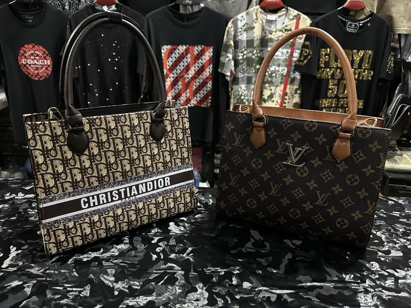 Bolso de Dama LV / CD